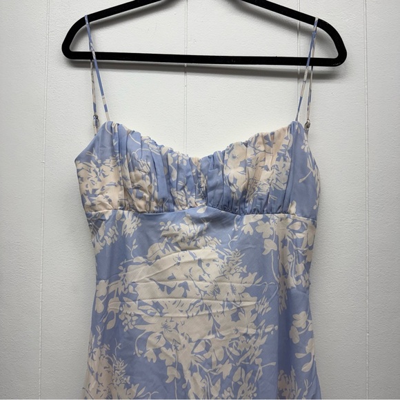 Billy J Margie Floral Midi Dress - Picture 3 of 10